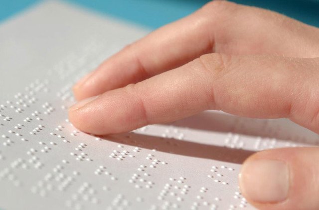 braille-book